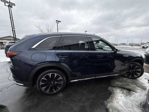 2024 Mazda CX-90 PHEV Premium Plus