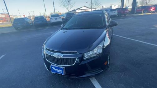 Photo 3 of 25 of 2014 Chevrolet Cruze 1LT