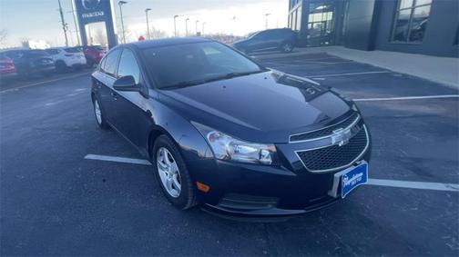 Photo 2 of 25 of 2014 Chevrolet Cruze 1LT