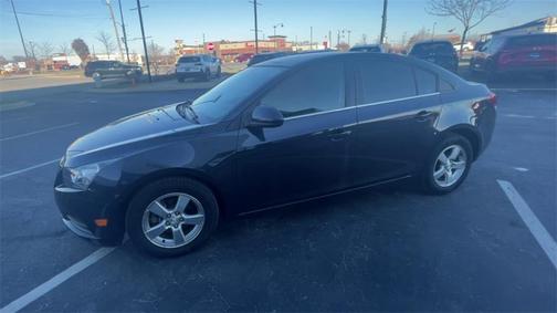 Photo 4 of 25 of 2014 Chevrolet Cruze 1LT