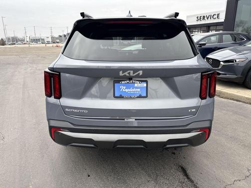 2024 Kia Sorento X-Line EX