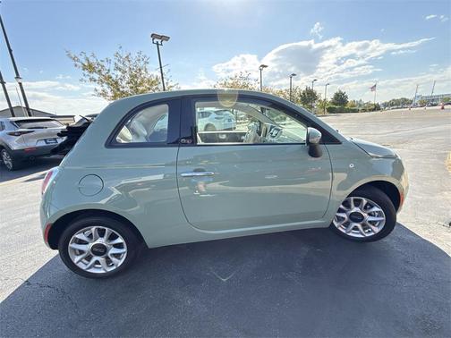 2017 FIAT 500C Pop