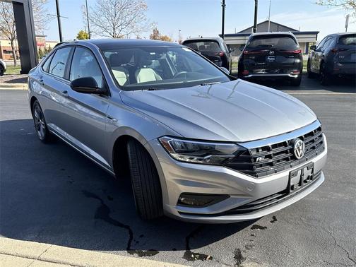 2021 Volkswagen Jetta 1.4T R-Line