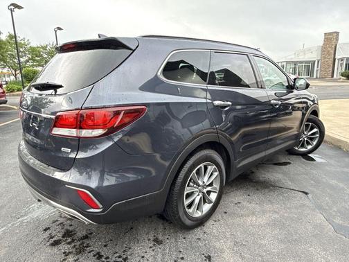 Night Sky Pearl 2017 Hyundai SANTA FE SE