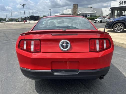 2010 Ford Mustang V6