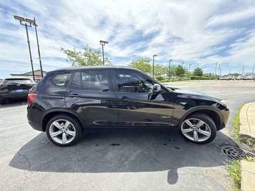Black Sapphire Metallic 2017 BMW X3 xDrive28i