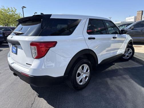 Oxford White 2021 Ford Utility Police Interceptor Base
