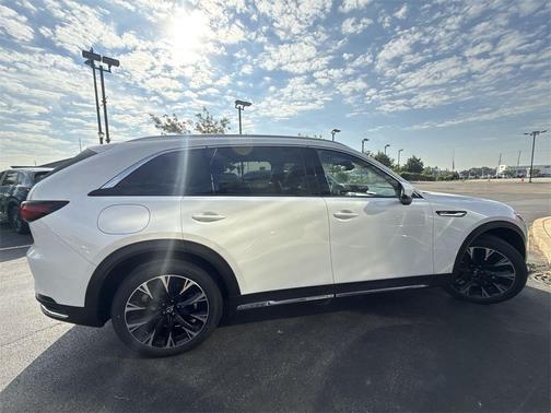 2024 Mazda CX-90 Premium
