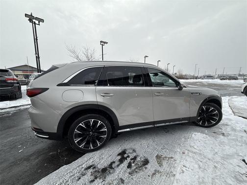 2024 Mazda CX-90 PHEV Premium