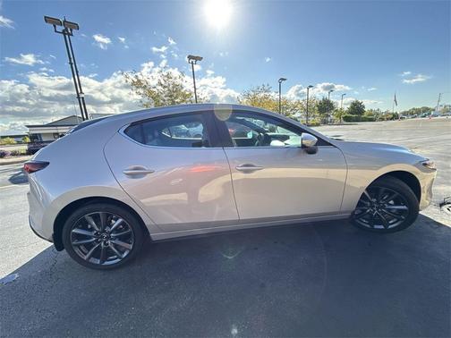 2025 Mazda Mazda3 FWD w/Preferred Package