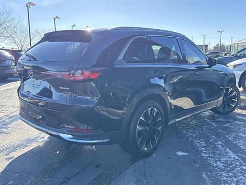 2024 Mazda CX-90 PHEV Premium Plus