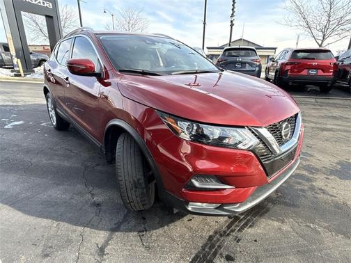 2021 Nissan Rogue Sport SV