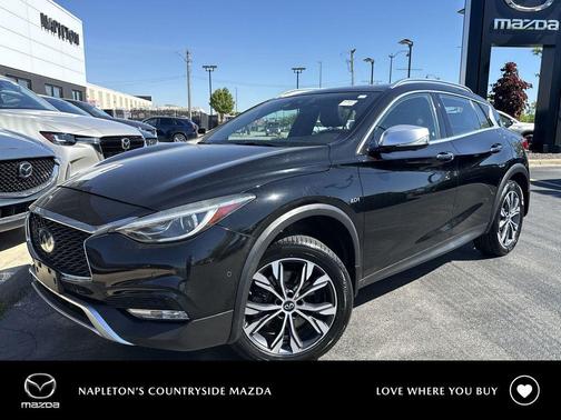 Black 2017 INFINITI QX30 Premium