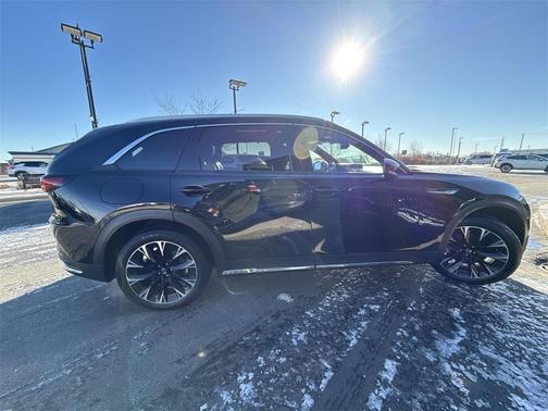 2024 Mazda CX-90 PHEV Premium Plus