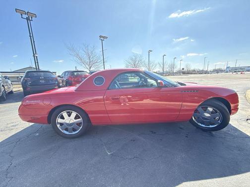 2003 Ford Thunderbird 