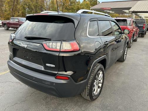 2019 Jeep Cherokee Latitude Plus