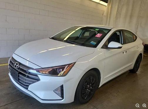 2020 Hyundai ELANTRA SE