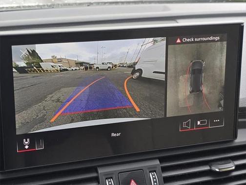 2022 Audi Q5 45 S line Premium Plus
