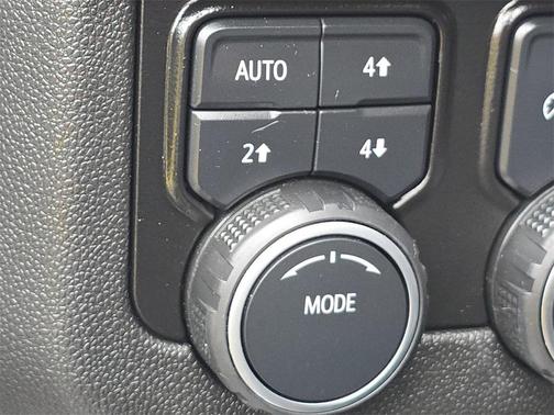 2022 Chevrolet Tahoe 4WD RST