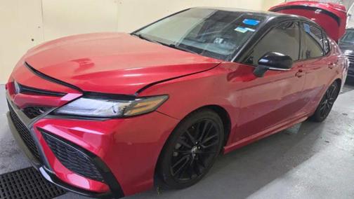 Supersonic Red/Midnight Black Metallic 2022 Toyota Camry XSE