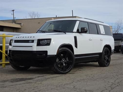 2024 Land Rover Defender 130 P400 X-Dynamic SE