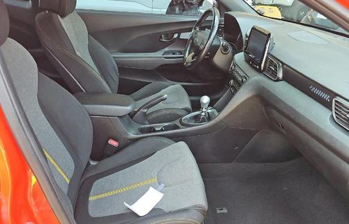 2019 Hyundai Veloster Base