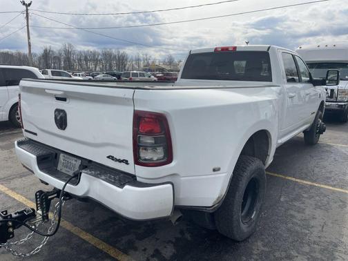 2024 RAM 3500 Big Horn Crew Cab 4x4 8' Box