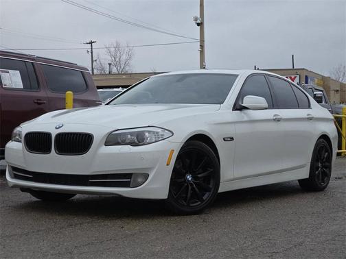 2011 BMW 528 528i