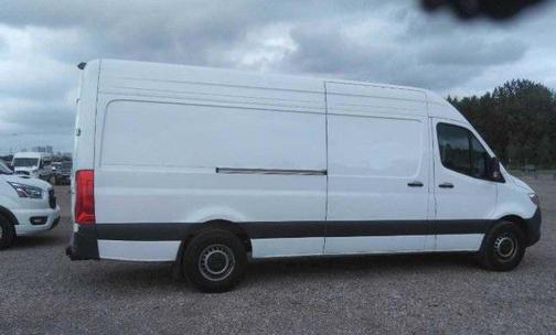 2024 Mercedes-Benz Sprinter 2500 Crew 170 WB