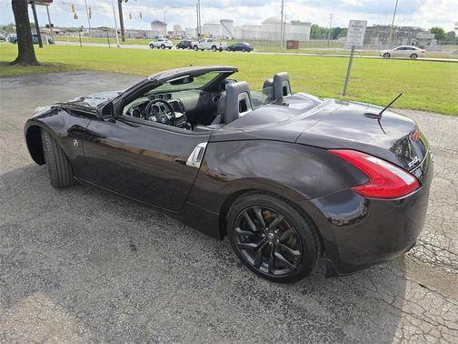 2017 Nissan 370Z Touring