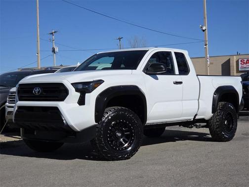 2024 Toyota Tacoma SR