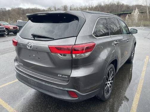 2018 Toyota Highlander SE