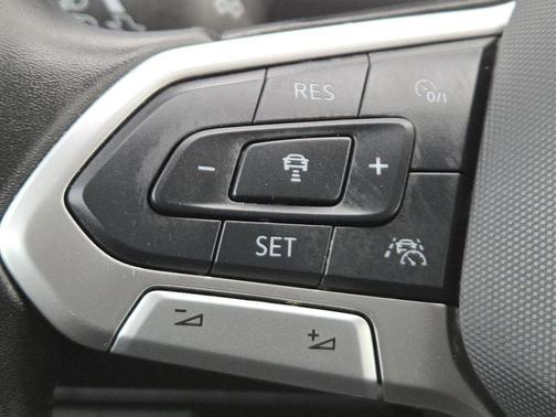 2024 Volkswagen Tiguan 2.0T Wolfsburg Edition