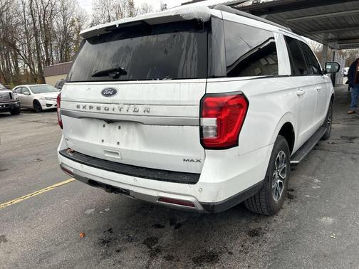 2023 Ford Expedition Max XLT