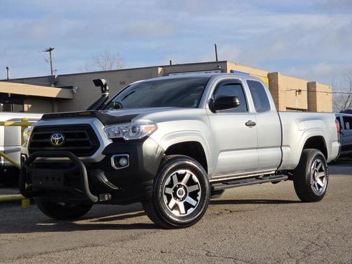 2022 Toyota Tacoma SR