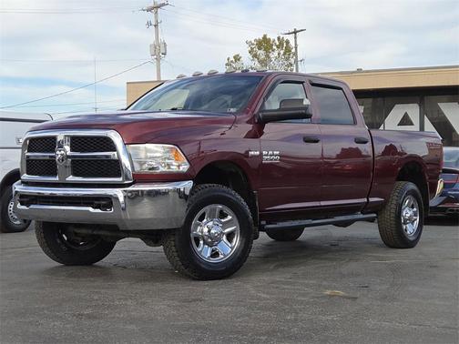 2018 RAM 3500 Tradesman Crew Cab 4x4 6'4' Box