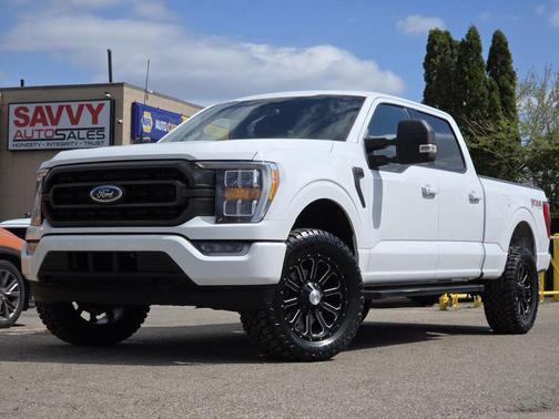 White 2022 Ford F-150 XLT