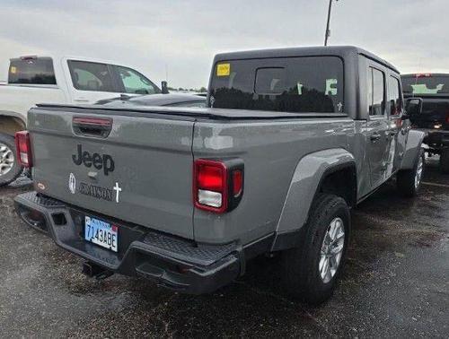 Sting-Gray Clearcoat 2023 Jeep Gladiator Sport S