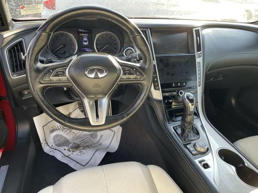 2018 INFINITI Q60 3.0t Red Sport 400