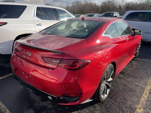 2018 INFINITI Q60 3.0t Red Sport 400