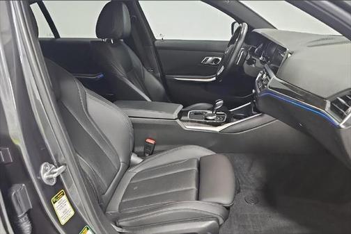 2022 BMW 330 xDrive