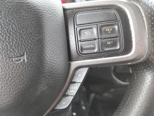 2019 RAM 2500 Tradesman Regular Cab 4x2 8' Box