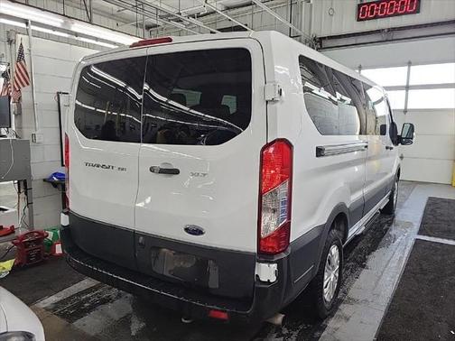 2022 Ford Transit-350 XLT