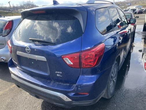 2020 Nissan Pathfinder SL 4WD