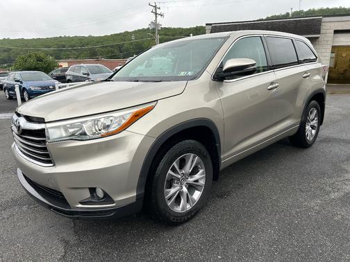 2016 Toyota Highlander LE Plus
