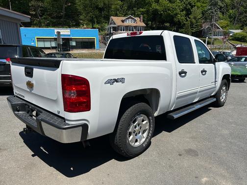 White 2013 Chevrolet Silverado 1500 LS
