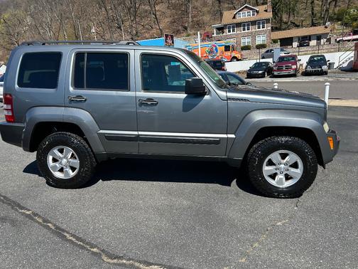 2012 Jeep Liberty Sport