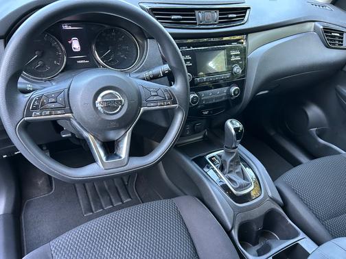 2018 Nissan Rogue Sport S
