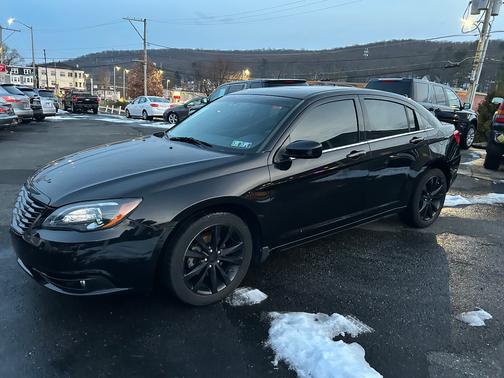 2012 Chrysler 200 S