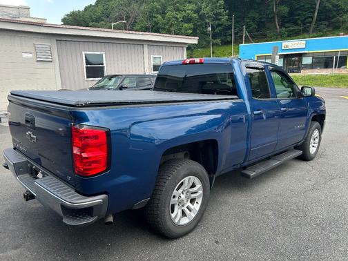 Blue 2016 Chevrolet Silverado 1500 2LT